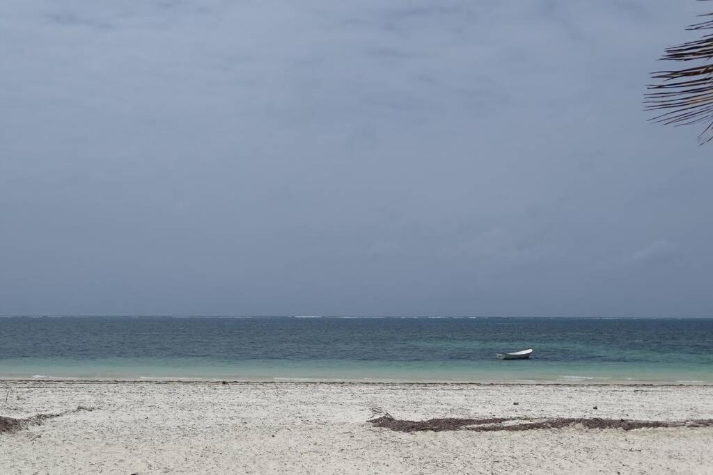 Cowrie Beach Haven Studio Mombasa Exterior foto